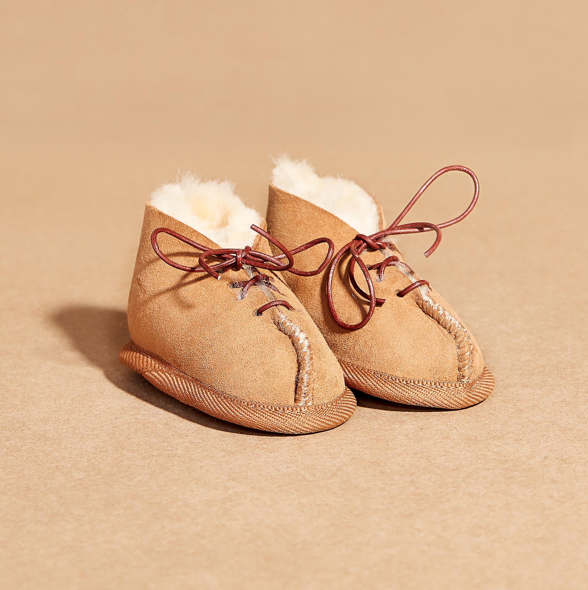 Baby 2024 sheepskin boots